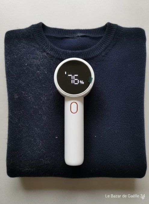 Rasoir Anti-Bouloche Électrique Rechargeable USB-C – Écran LED 3 Vitesses –Blanc